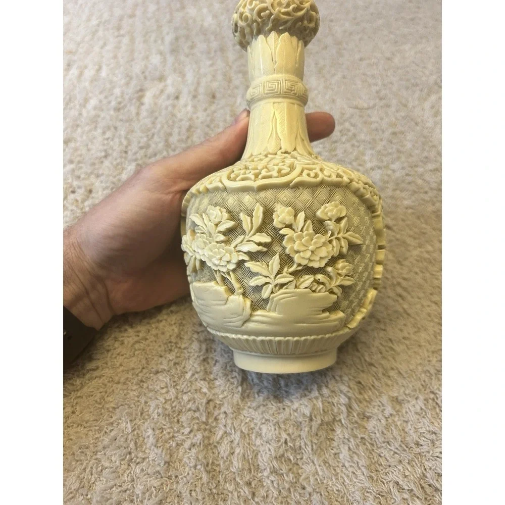 Vintage Cinnabar Hand Carved‎ 9
